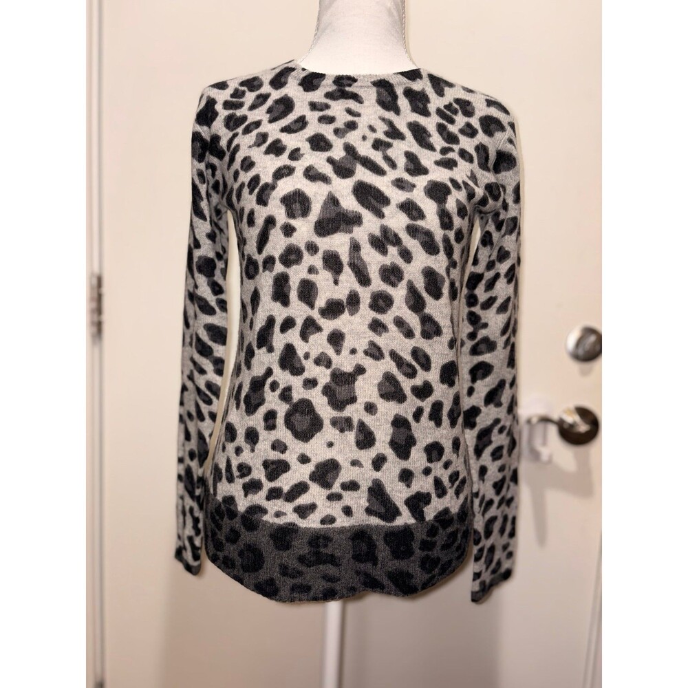 Magaschoni Leopard Print‎ Cashmere Sweater – Size Small